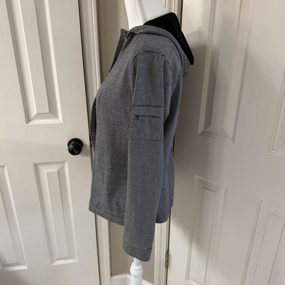 Soma Jacket - Picture 3 of 8
